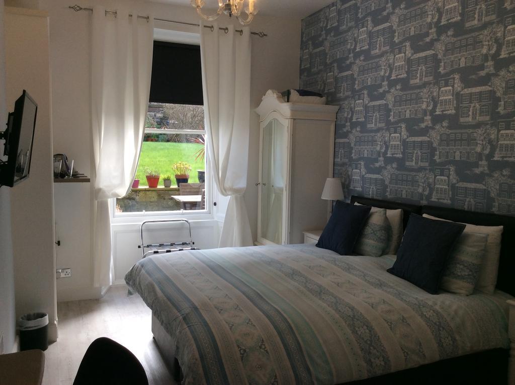 Ramsay'S Bed & Breakfast Edinburgh Exterior photo